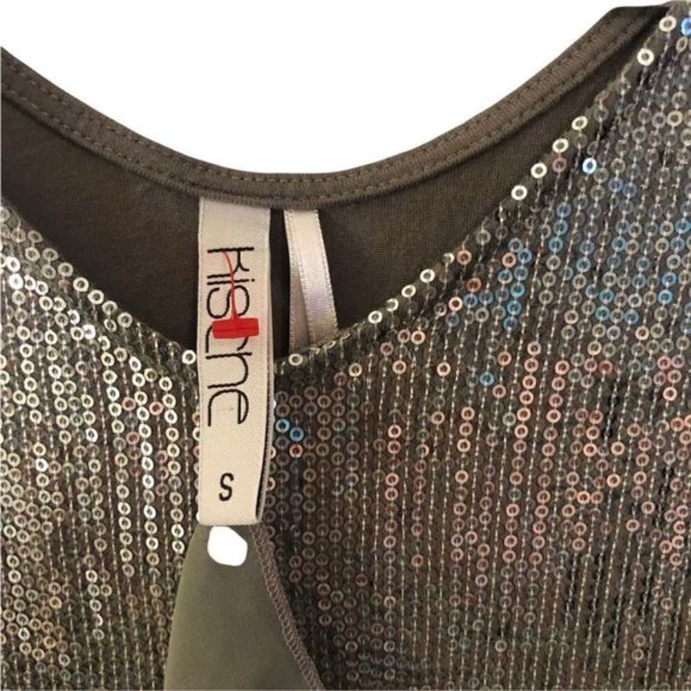 NWT Silver Grey Sequin Lined Tank Top Size Small - Picture 5 of 6